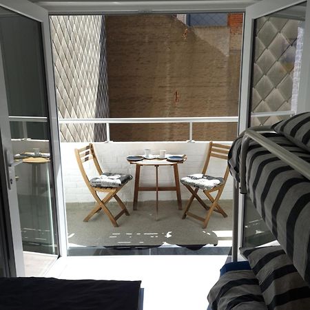 Modern Appartement Met Uniek Zeezicht Коксейде Экстерьер фото