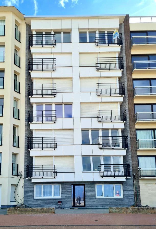 Modern Appartement Met Uniek Zeezicht Коксейде Экстерьер фото